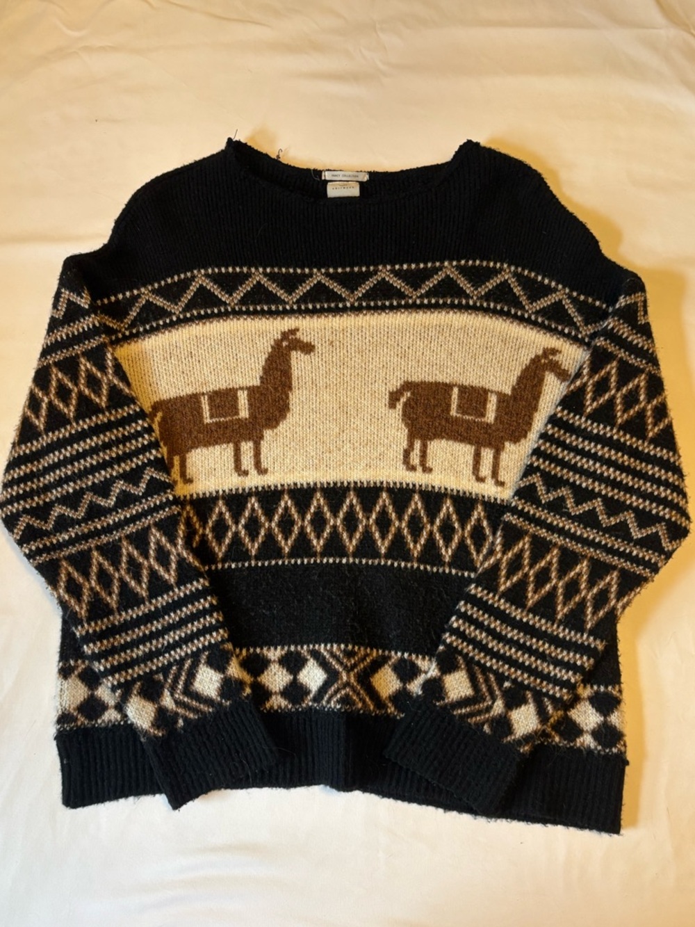 Black & Cream Llama Pattern Crewneck Sweater - Men